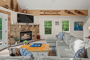 Alpine Serenity by Avantstay Beach Lake Access Theater Deck Playroom