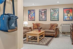 Alpine Serenity by Avantstay Beach Lake Access Theater Deck Playroom