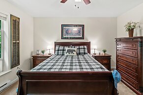 Alpine Serenity by Avantstay Beach Lake Access Theater Deck Playroom