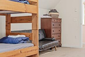 Alpine Serenity by Avantstay Beach Lake Access Theater Deck Playroom