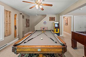 Alpine Serenity by Avantstay Beach Lake Access Theater Deck Playroom