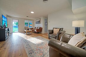 Shore Thing by Avantstay Waterfront Retreat w Private Boat Dock