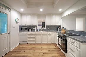 Shore Thing by Avantstay Waterfront Retreat w Private Boat Dock