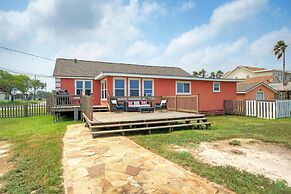 Shore Thing by Avantstay Waterfront Retreat w Private Boat Dock