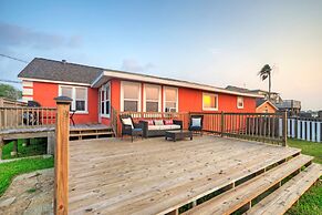 Shore Thing by Avantstay Waterfront Retreat w Private Boat Dock