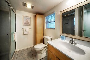 Shore Thing by Avantstay Waterfront Retreat w Private Boat Dock