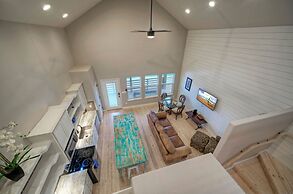 The Pintail by Avantstay Pool Access Boat Dock