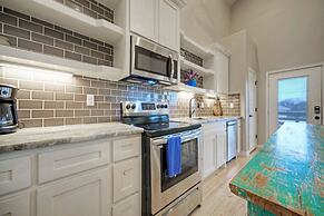 The Pintail by Avantstay Pool Access Boat Dock