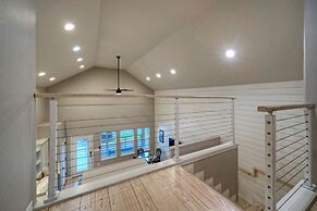 The Pintail by Avantstay Pool Access Boat Dock