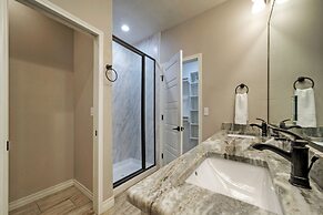 The Pintail by Avantstay Pool Access Boat Dock