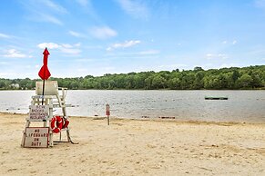 Ridge Retreat by Avantstay Game Room Covered Porch Fire Pit