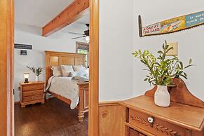 Pocono Lakefront by Avantstay Dock Lake Access