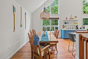 Happy Trails Chalet by Avantstay Sauna Deck Private Community Beach Ac