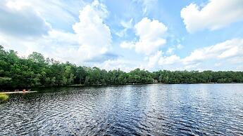 Happy Trails Chalet by Avantstay Sauna Deck Private Community Beach Ac