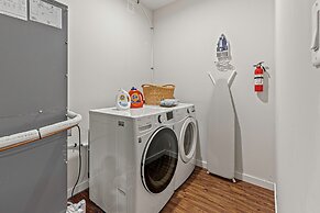 Happy Trails Chalet by Avantstay Sauna Deck Private Community Beach Ac