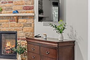 Happy Trails Chalet by Avantstay Sauna Deck Private Community Beach Ac