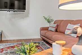 Happy Trails Chalet by Avantstay Sauna Deck Private Community Beach Ac