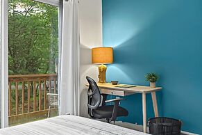 Trail House by Avantstay Walk to Creek Deck