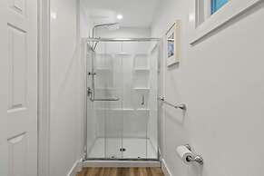 Trail House by Avantstay Walk to Creek Deck