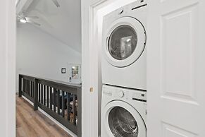 Trail House by Avantstay Walk to Creek Deck