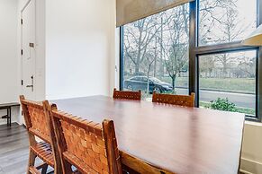 The Grove 12 by Avantstay Come Experience Music Row