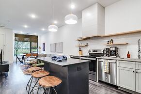 The Grove 12 by Avantstay Come Experience Music Row