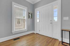 6 10th Avenue by Avantstay Steps to the Beach Pool 2691 Sqft