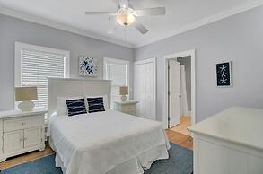 6 10th Avenue by Avantstay Steps to the Beach Pool 2691 Sqft