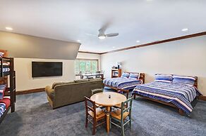 Sunset Shores Resort The Grand House by Avantstay