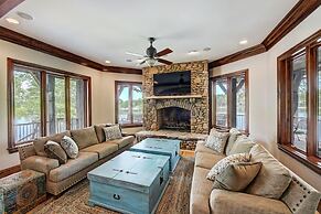 Sunset Shores Resort The Grand House by Avantstay