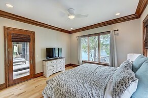 Sunset Shores Resort The Grand House by Avantstay