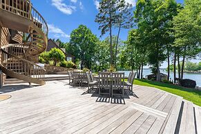 Sunset Shores Resort The Grand House by Avantstay