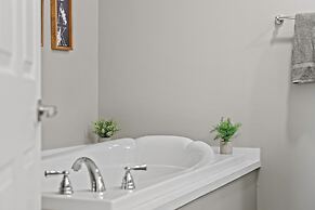 Nittany Cabin by Avantstay Lakefront View Firepit