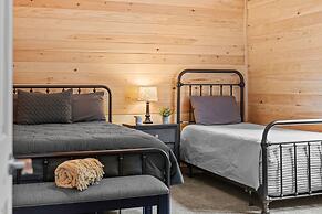 Nittany Cabin by Avantstay Lakefront View Firepit