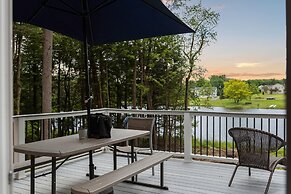 Nittany Cabin by Avantstay Lakefront View Firepit