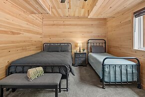 Nittany Cabin by Avantstay Lakefront View Firepit