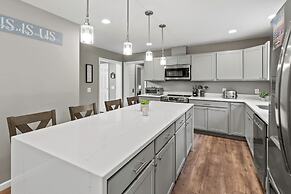 Nittany Cabin by Avantstay Lakefront View Firepit