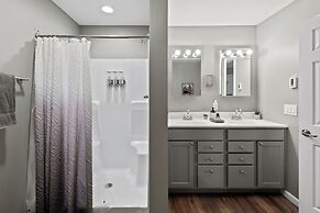 Nittany Cabin by Avantstay Lakefront View Firepit