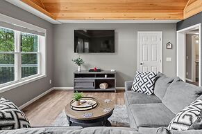 Nittany Cabin by Avantstay Lakefront View Firepit