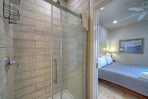 Big Trout by Avantstay Group Getaway w Dock