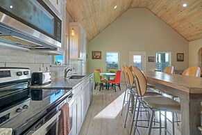 Big Trout by Avantstay Group Getaway w Dock