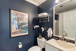 Keys to Paradise by Avantstay Balcony Pool Golf