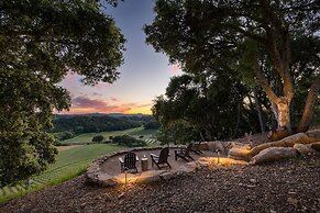 Rancho Robles by Avantstay Vineyard Villa w Views Pool Privacy