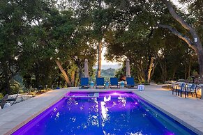 Rancho Robles by Avantstay Vineyard Villa w Views Pool Privacy