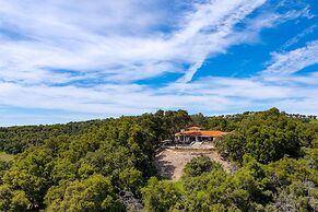 Rancho Robles by Avantstay Vineyard Villa w Views Pool Privacy