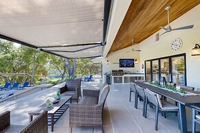 Rancho Robles by Avantstay Vineyard Villa w Views Pool Privacy