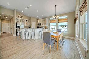 Casa Rosada by Avantstay Easy Beach Access Spacious Balcony Deck