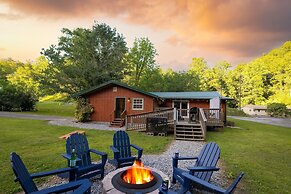 The Rustic Cottage by Avantstay Hot Tub Fire Pit Pool Table 5mins to T