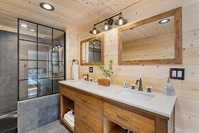 The Rustic Cottage by Avantstay Hot Tub Fire Pit Pool Table 5mins to T