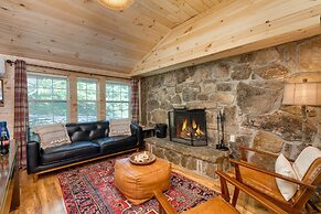 The Rustic Cottage by Avantstay Hot Tub Fire Pit Pool Table 5mins to T